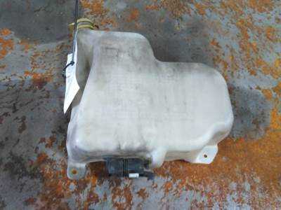 Mack Pinnacle CXU612 Windshield Washer Reservoir for a Mack CXU612