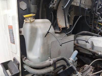 Mack Pinnacle CXU613 Windshield Washer Reservoir for a Mack CXU613