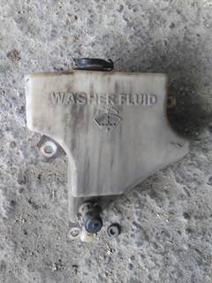 Peterbilt 384 Windshield Washer Reservoir