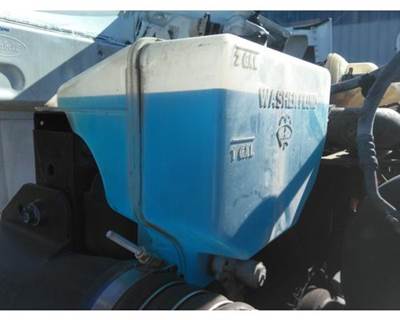 Peterbilt 579 Windshield Washer Reservoir