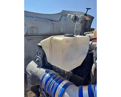 Peterbilt 579 Windshield Washer Reservoir