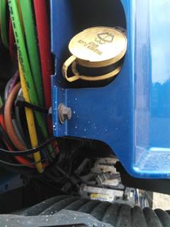 Volvo VNL Left Windshield Washer Reservoir