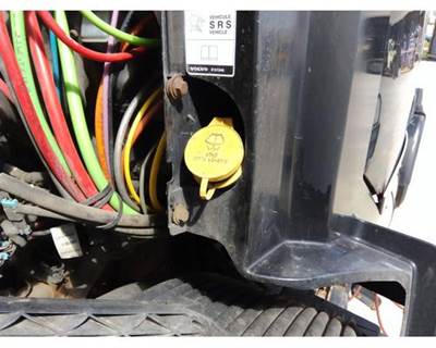 Volvo VNL Right Windshield Washer Reservoir