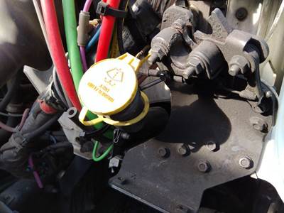Volvo VNR Windshield Washer Reservoir