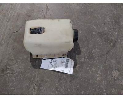 Western Star 4800 Right Windshield Washer Reservoir