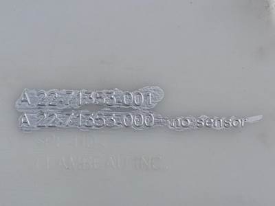 Western Star 5700 Windshield Washer Reservoir