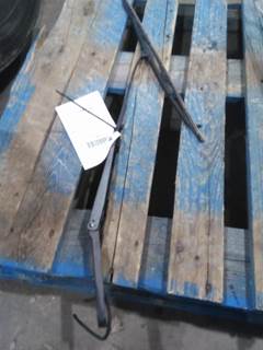 Chevrolet C4500 Right Windshield Wiper Arm