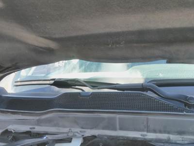 Dodge Ram 5500 Right Windshield Wiper Arm for a Dodge 5500 SERIES