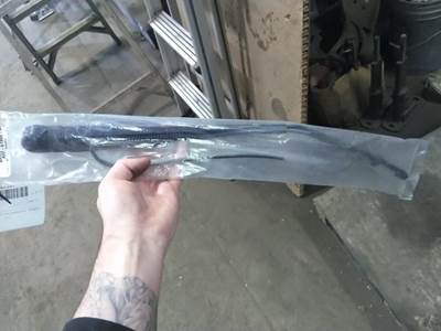 Freightliner Right Windshield Wiper Arm