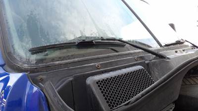 Freightliner Cascadia 113 Right Windshield Wiper Arm
