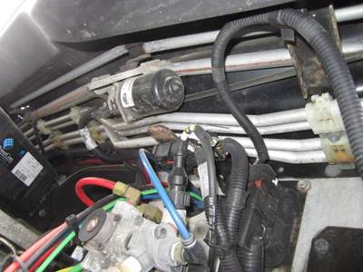 Freightliner Cascadia 125 Windshield Wiper Arm