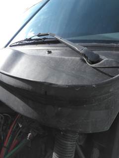 Freightliner Cascadia 125 Left Windshield Wiper Arm