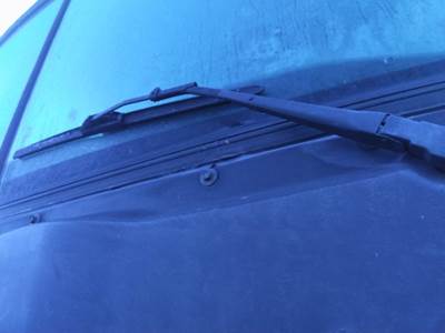 Freightliner Cascadia 125 Left Windshield Wiper Arm
