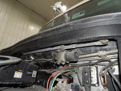 Freightliner Cascadia 126 Windshield Wiper Arm