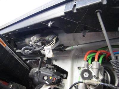 International LT Windshield Wiper Arm