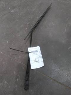 International LT Right Windshield Wiper Arm