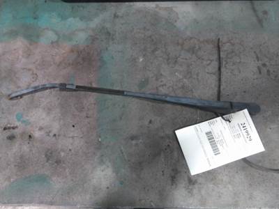 International ProStar Left Windshield Wiper Arm for a International PROSTAR 122
