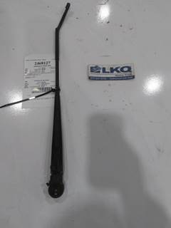 International ProStar Left Windshield Wiper Arm for a International PROSTAR 122