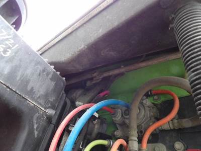 Kenworth T680 Windshield Wiper Arm