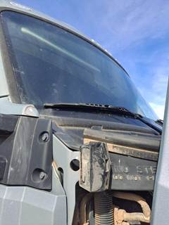 Kenworth T680 Right Windshield Wiper Arm