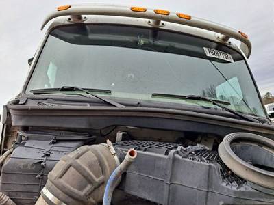 Peterbilt 579 Windshield Wiper Arm