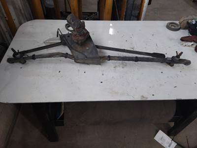 Volvo VNM Windshield Wiper Arm