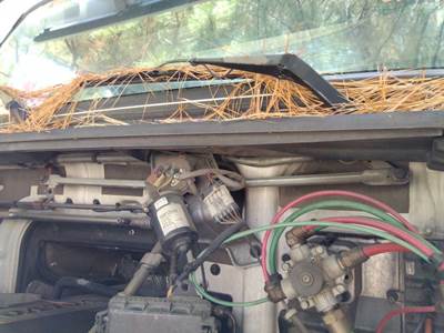 Volvo VNM Windshield Wiper Arm