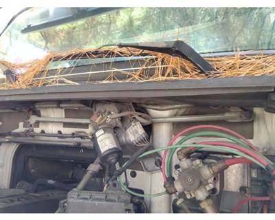 Volvo VNM Windshield Wiper Arm