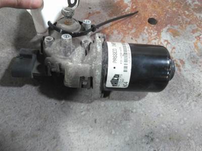 Freightliner Cascadia 113 Windshield Wiper Motor