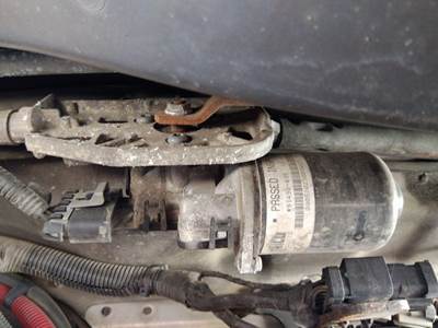 Freightliner Cascadia 125 Windshield Wiper Motor