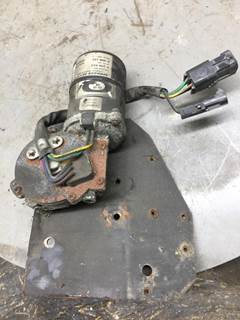 Mack Pinnacle CXU612 Windshield Wiper Motor for a Mack CXU612