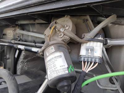 Volvo VNL Windshield Wiper Motor