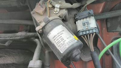 Volvo VNL Windshield Wiper Motor