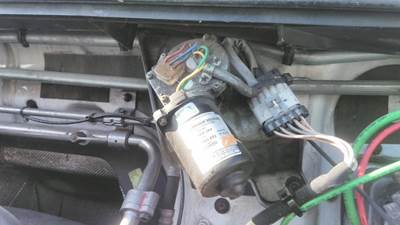 Volvo VNL Windshield Wiper Motor