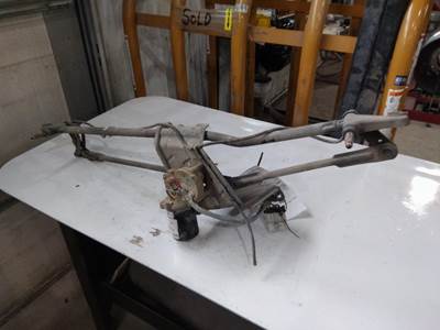 Volvo VNL Windshield Wiper Motor