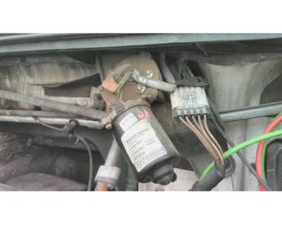 Volvo VNL Windshield Wiper Motor