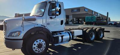 Freightliner M2 112 Tandem Axle Cab & Chassis Truck - Detroit, 350HP, 6 Speed Allison Rds Automatic