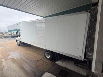 Hino 268 26 ft Box Truck - 240HP, 6 Speed Allison Hs Automatic, Liftgate