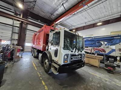 Mack MRU613 Tandem Axle Garbage Truck - MP7, 365HP, Automatic
