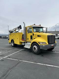 Peterbilt 337 Mechanic / Service Truck - Paccar, 260HP