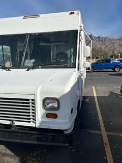 Workhorse P31442 Single Axle Step Van - Cummins, 160HP, Automatic