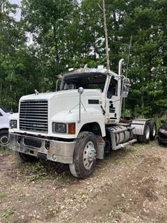 2020 Mack PI64T Day Cab Truck