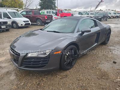 2009 Audi R8 Coupe quattro with Auto R tronic