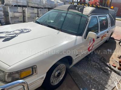 AS SEEN ON TV � GHOSTBUSTERS THEMED HEARSE � �ECTO� STYLE