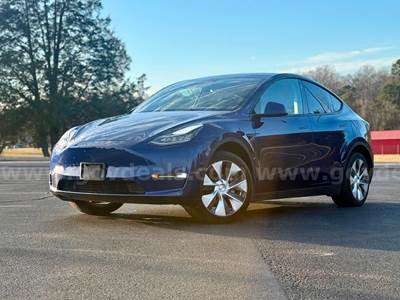 2023 Tesla Model Y Long Range AWD
