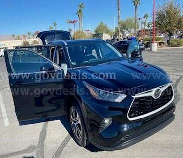 2021 TOYOTA HIGHLANDER XLE  4D SPORTILITY