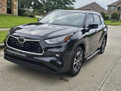 2022 TOYOTA HIGHLANDER XLE