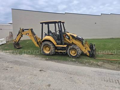 2017 CAT 420F IT 4x4