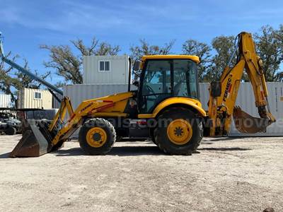 FERMEC 760 BACKHOE LOADER, DIESEL, ENCLOSED CAB, OUTRIGGERS