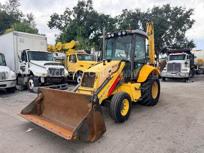 NEW HOLLAND B110 Loader Backhoe